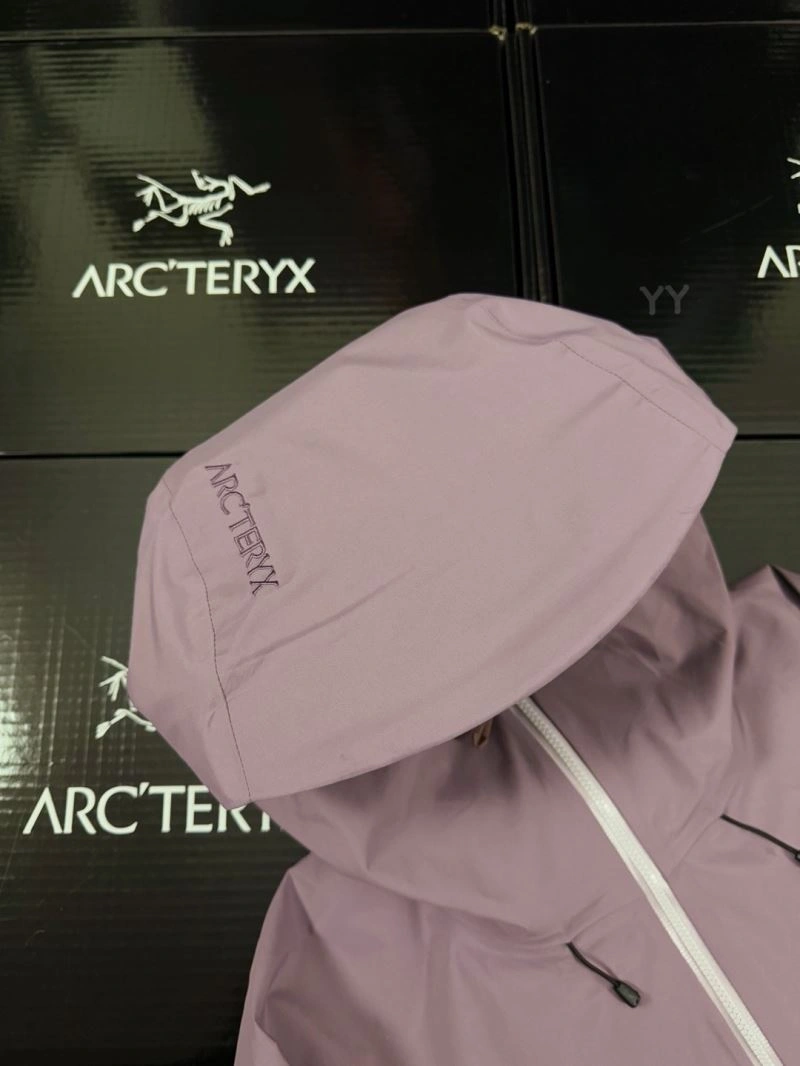 Arcteryx Outwear Minimalist 159908