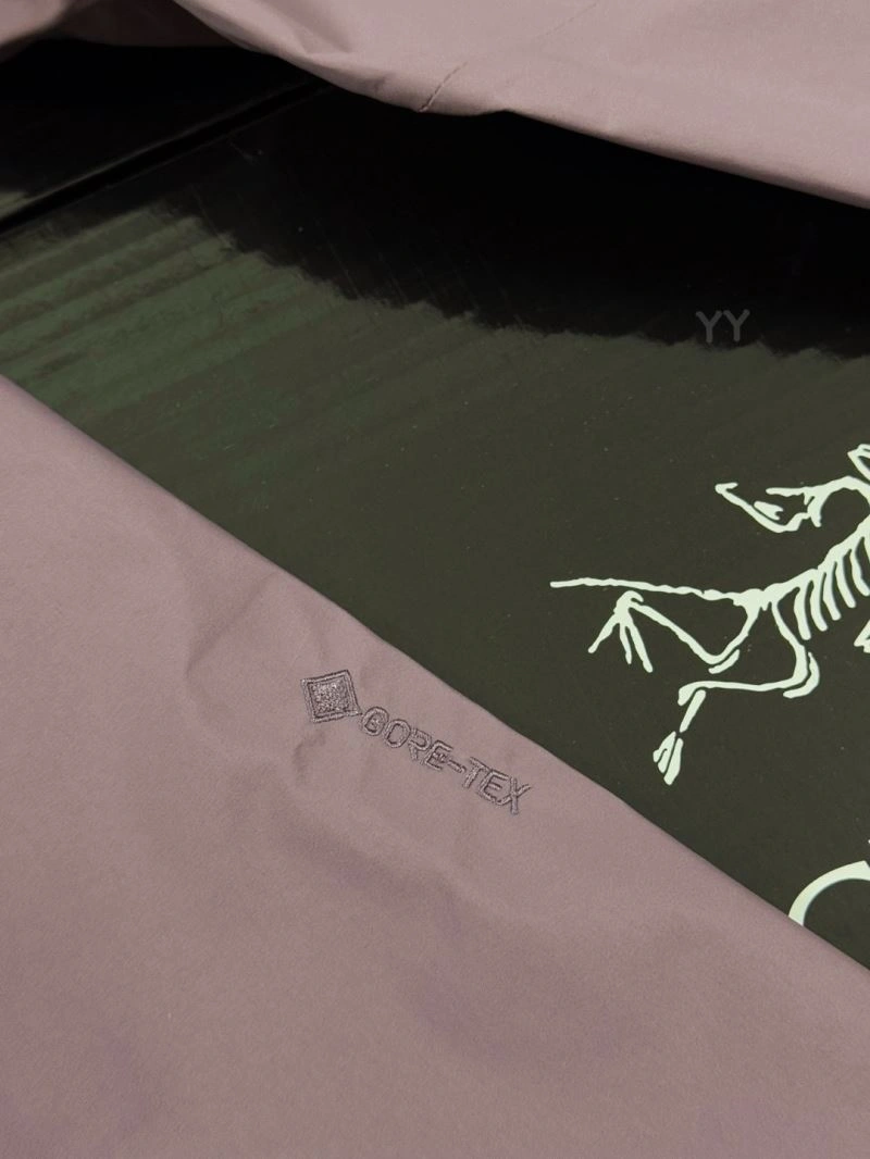Arcteryx Outwear Minimalist 159908