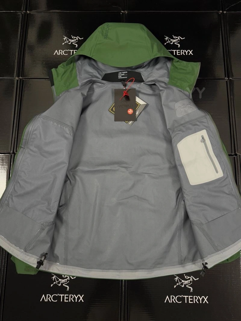 Arcteryx Outwear Versatile 159866