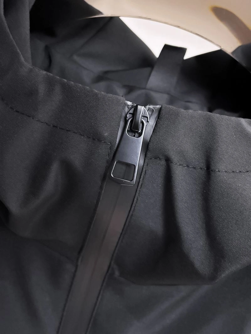 TechFriendly Arcteryx Outwear 159859