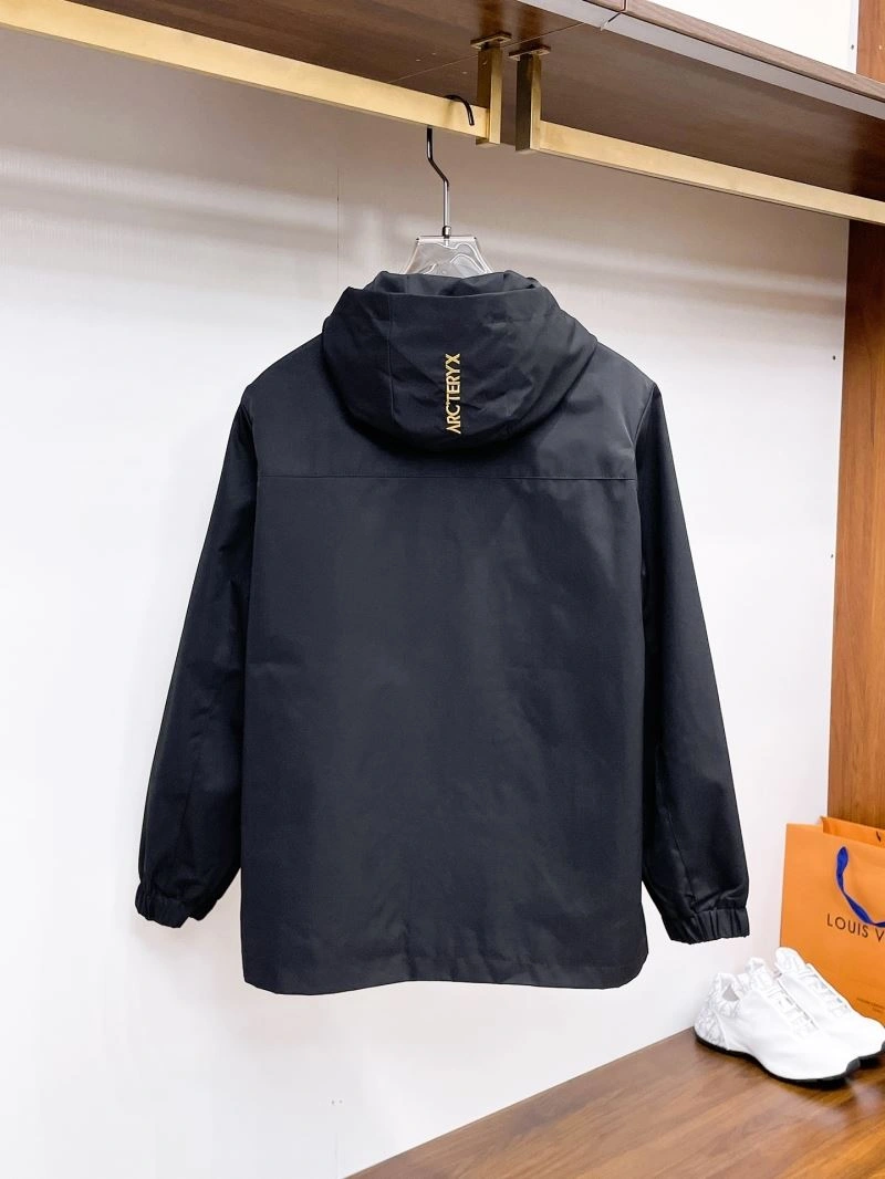 Arcteryx Outwear Breathable 159817