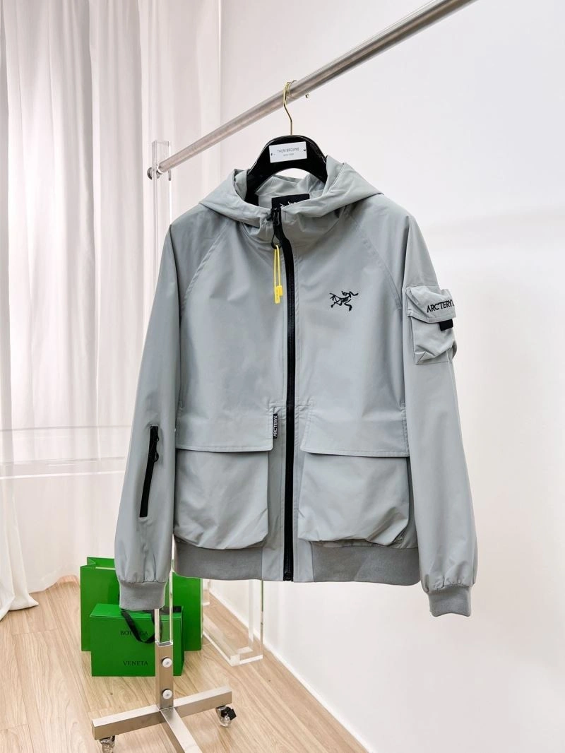 WeatherProof Arcteryx Outwear 158825