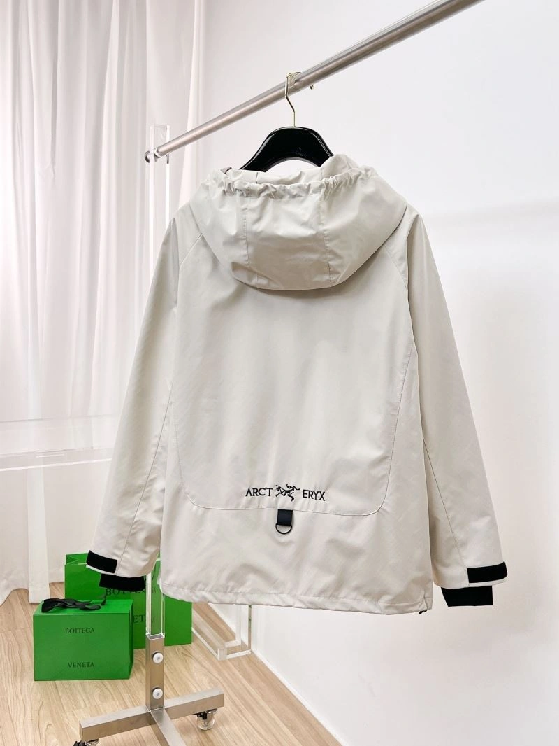 Arcteryx Outwear WrinkleFree 158850