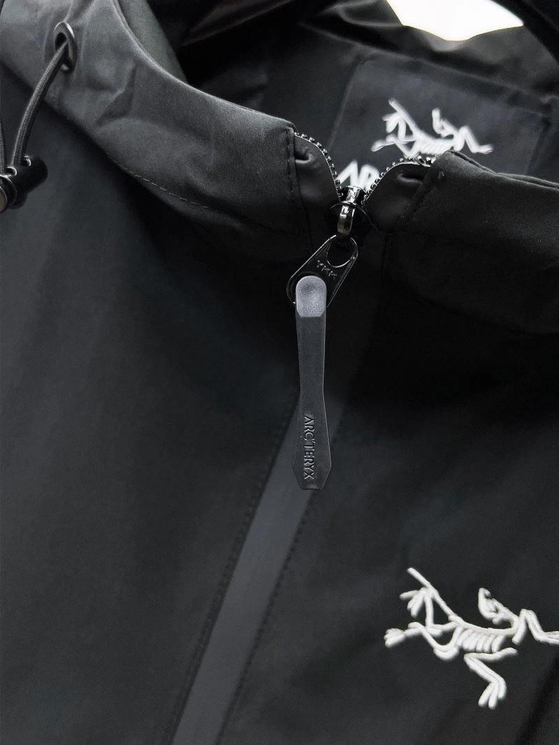 Neat Arcteryx Outwear 158818