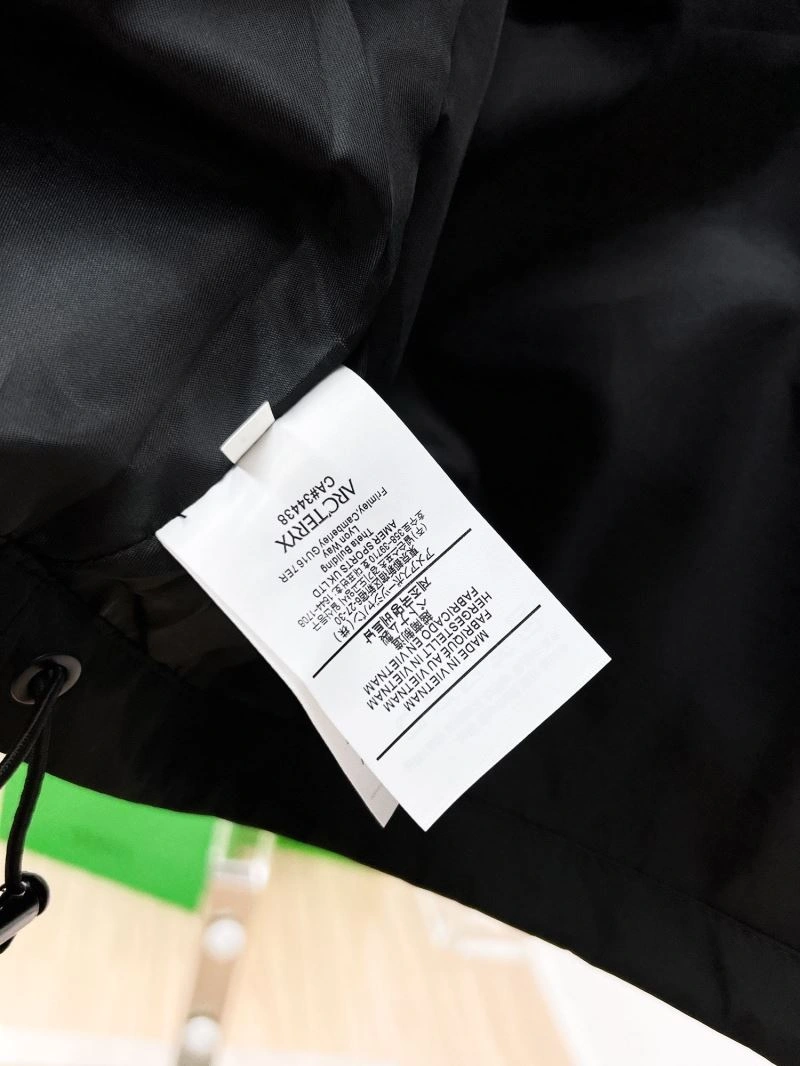 Neat Arcteryx Outwear 158818