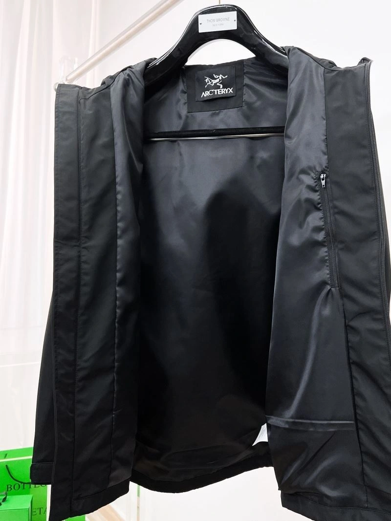 Arcteryx Outwear Effortless 158816