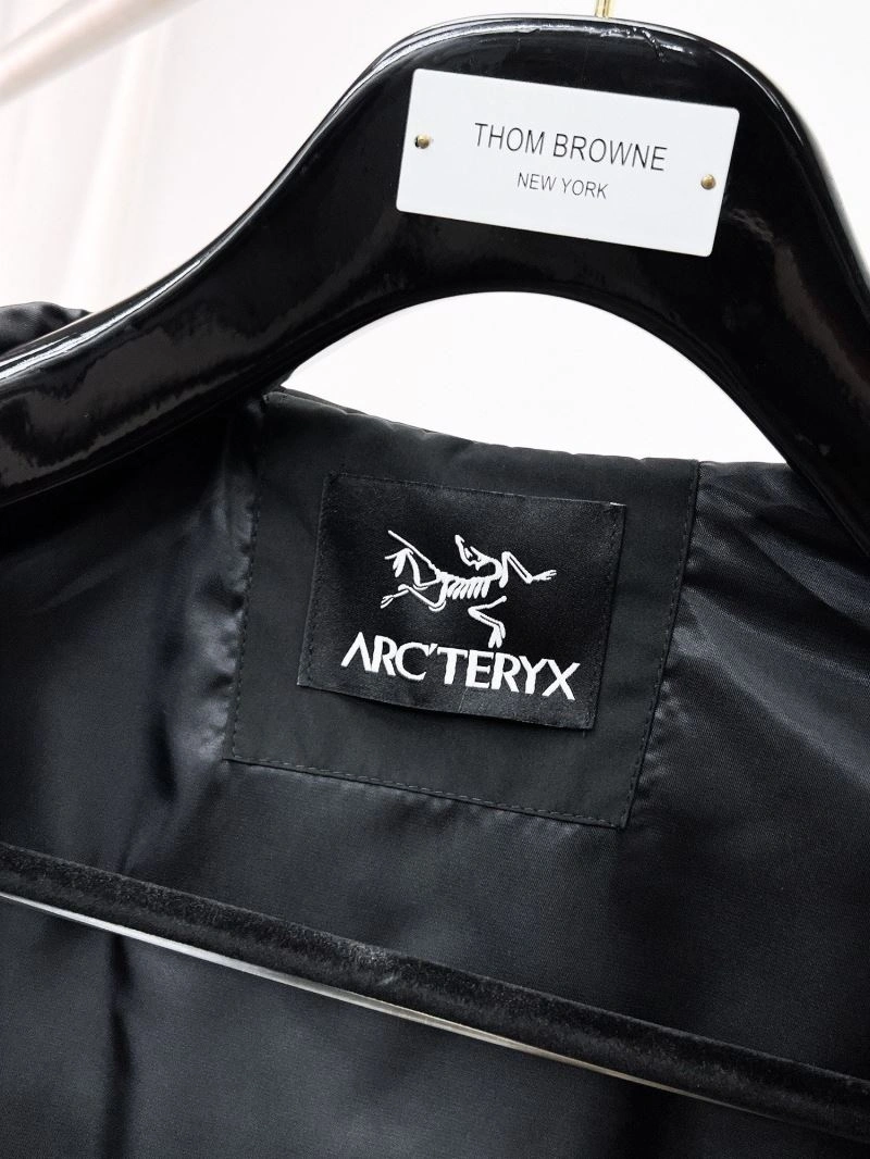 Arcteryx Outwear Effortless 158816