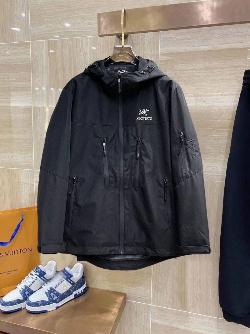 Arcteryx Outwear Sophisticated 158809