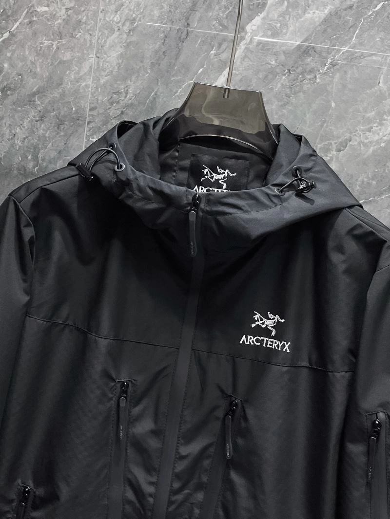 Arcteryx Outwear Sophisticated 158809
