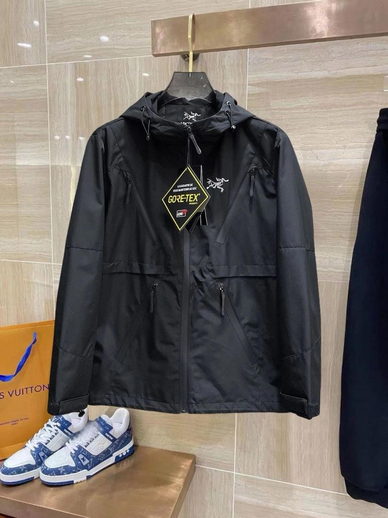 Arcteryx Outwear Sophisticated 158811
