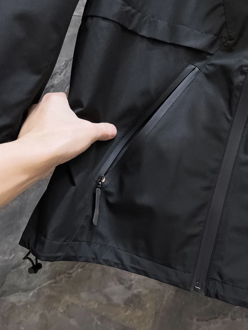 Arcteryx Outwear Sophisticated 158811