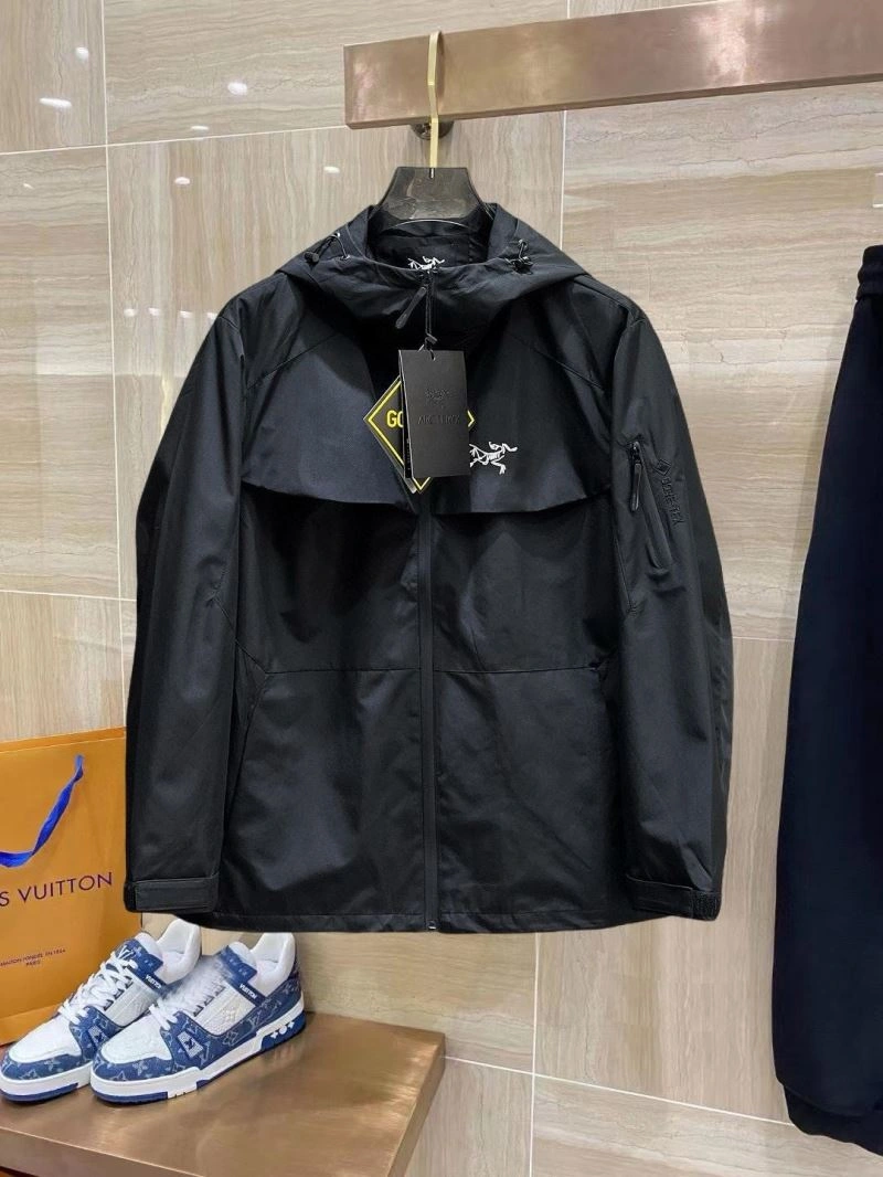 Arcteryx Outwear Bold 158813