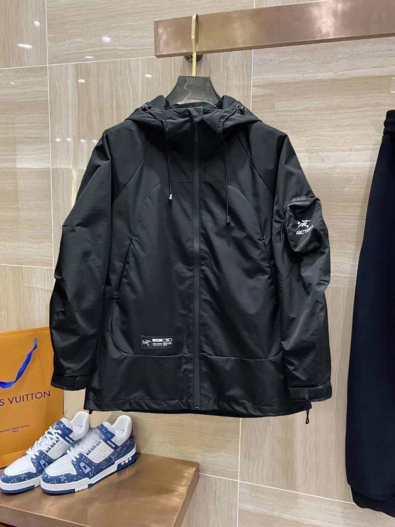 Reliable Arcteryx Outwear 158810