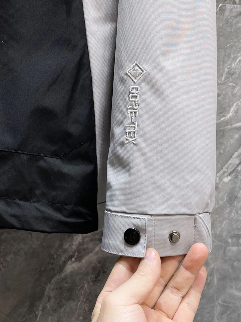 Arcteryx Outwear Supportive 158807