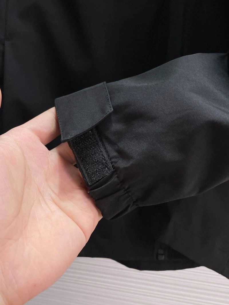 Unique Arcteryx Outwear 158806