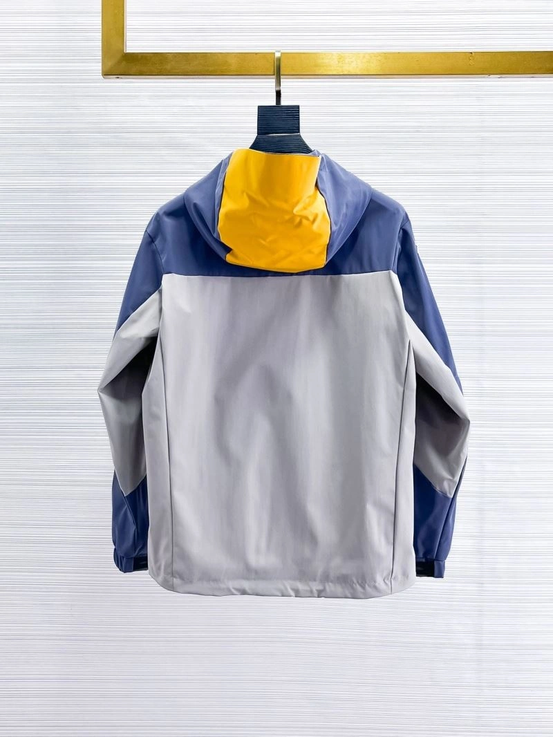 Arcteryx Outwear Premium 158799