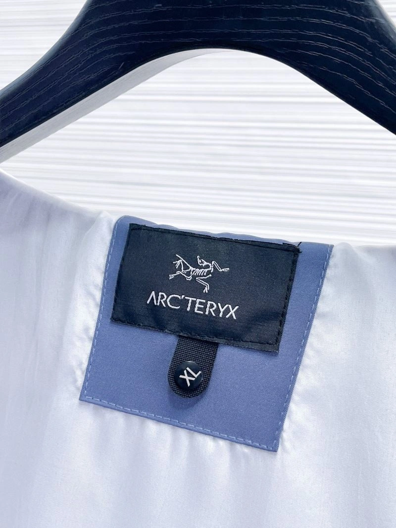 Arcteryx Outwear Premium 158799
