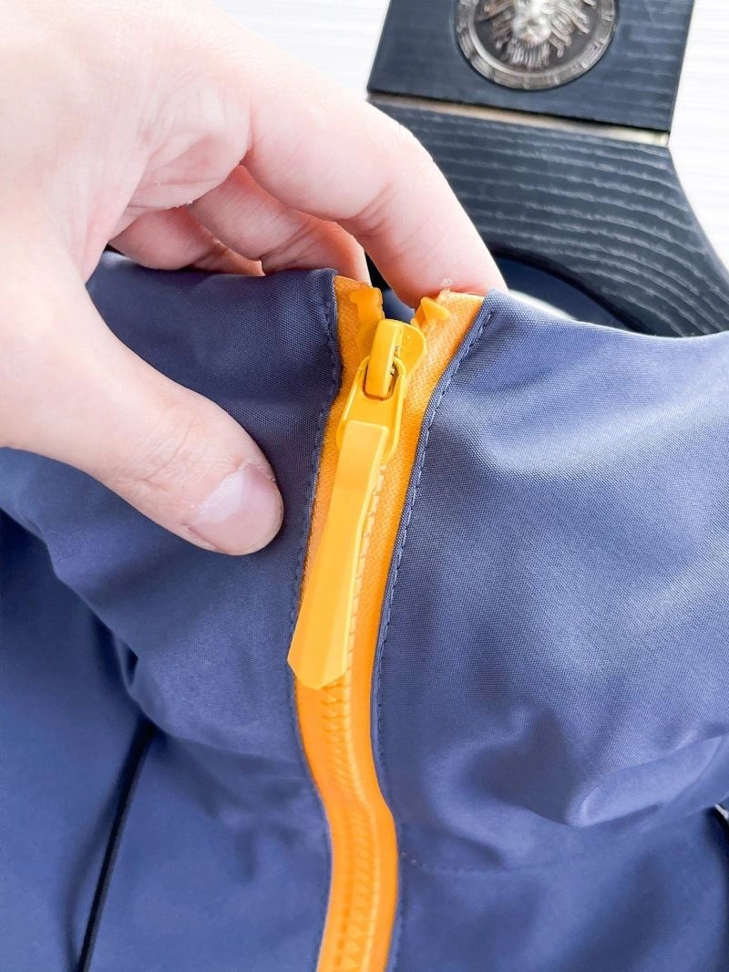 Arcteryx Outwear Premium 158799