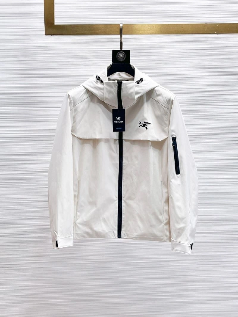 Arcteryx Outwear OdorResistant 158796
