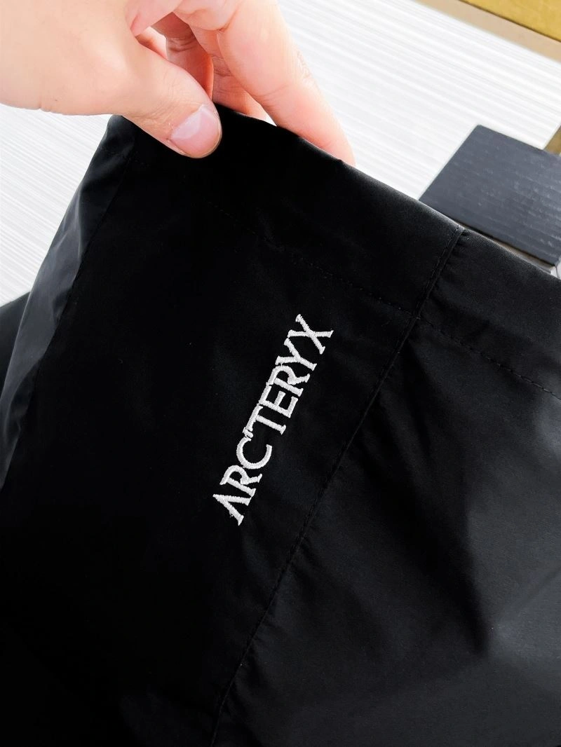 Seasonal Arcteryx Outwear 158855