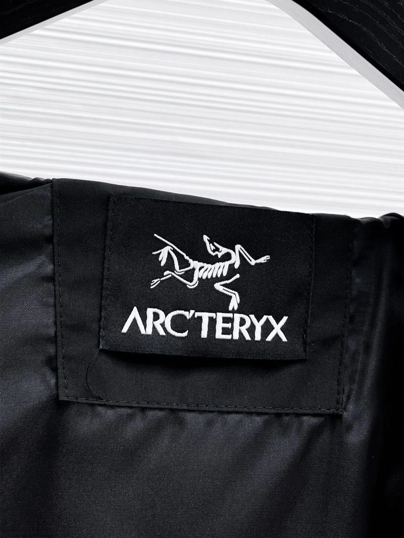 Seasonal Arcteryx Outwear 158855