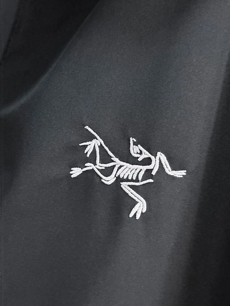 Seasonal Arcteryx Outwear 158855