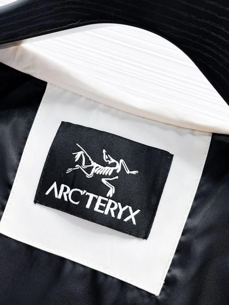 Sleek Arcteryx Outwear 158817