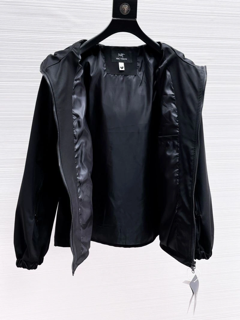 Arcteryx Outwear Youthful 158779