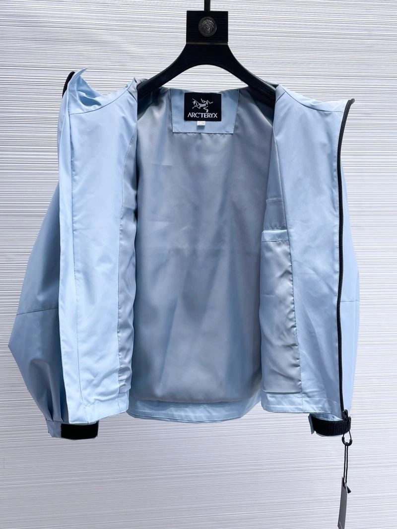 Vibrant Arcteryx Outwear 158780