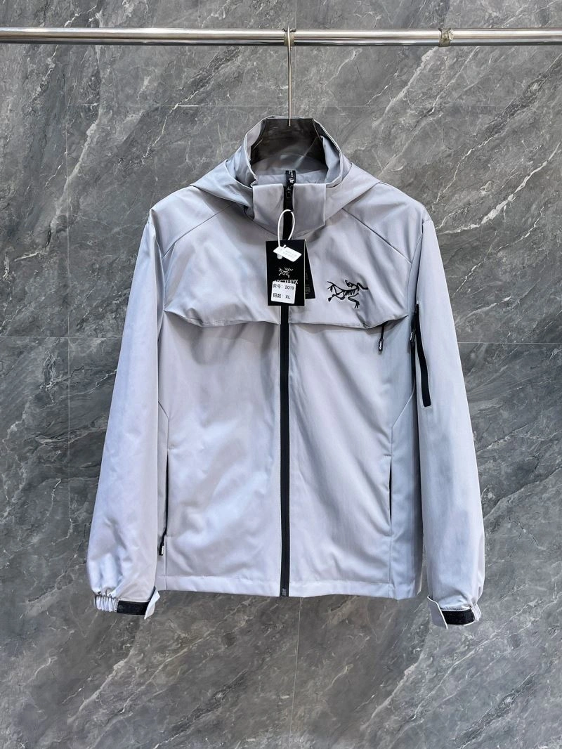 Arcteryx Outwear Comfortable 158772