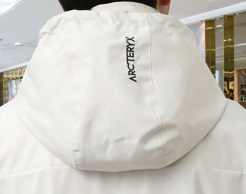 Arcteryx Outwear Breathable 158768