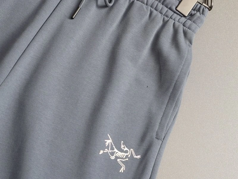 UrbanChic Arcteryx Short Pants 152398