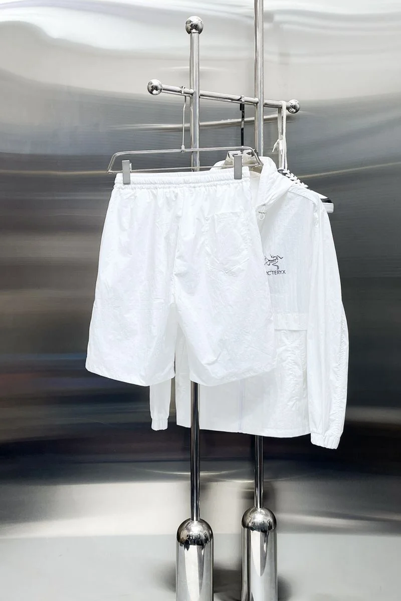 Arcteryx Short Suits Effortless 163247
