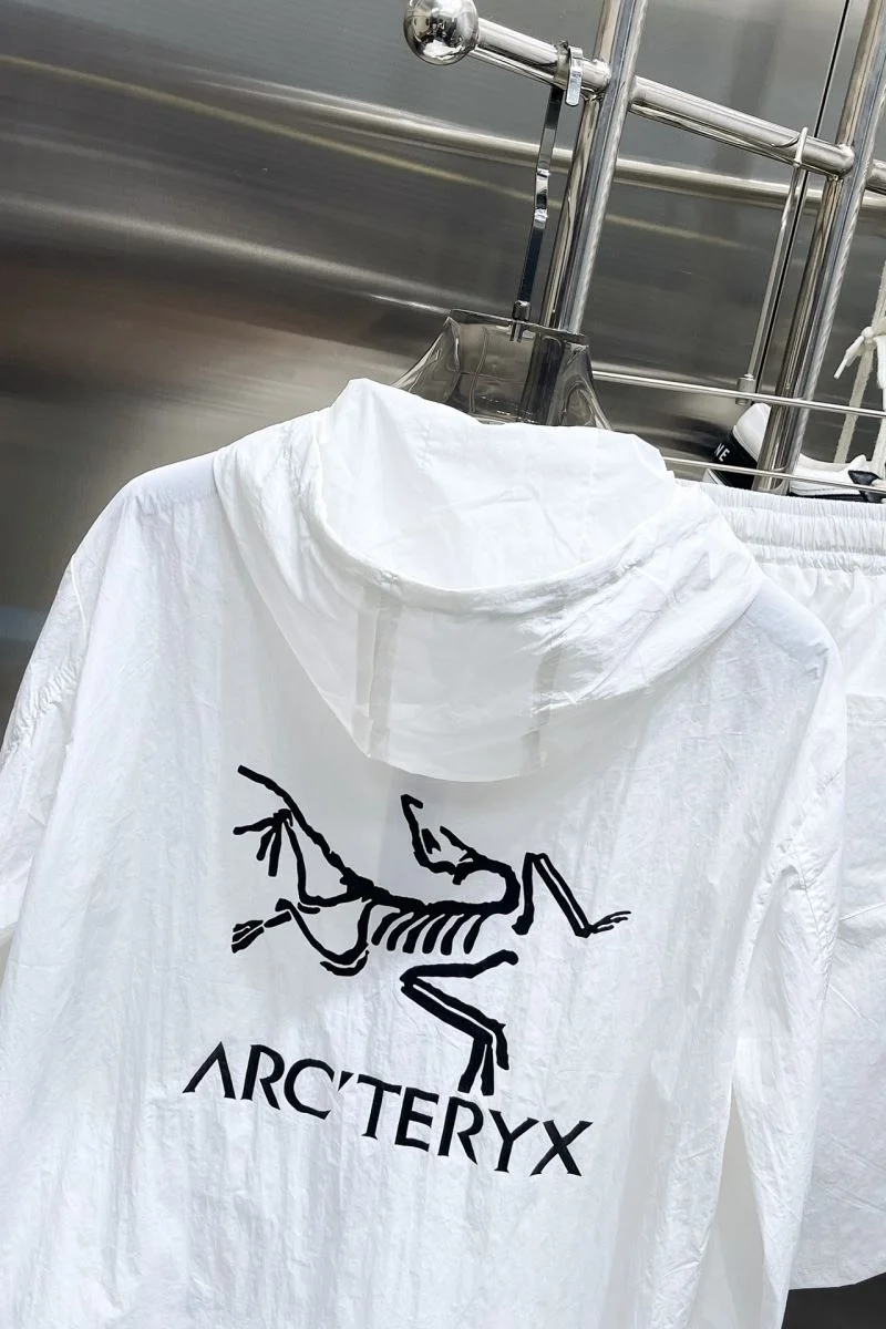 Arcteryx Short Suits Effortless 163247