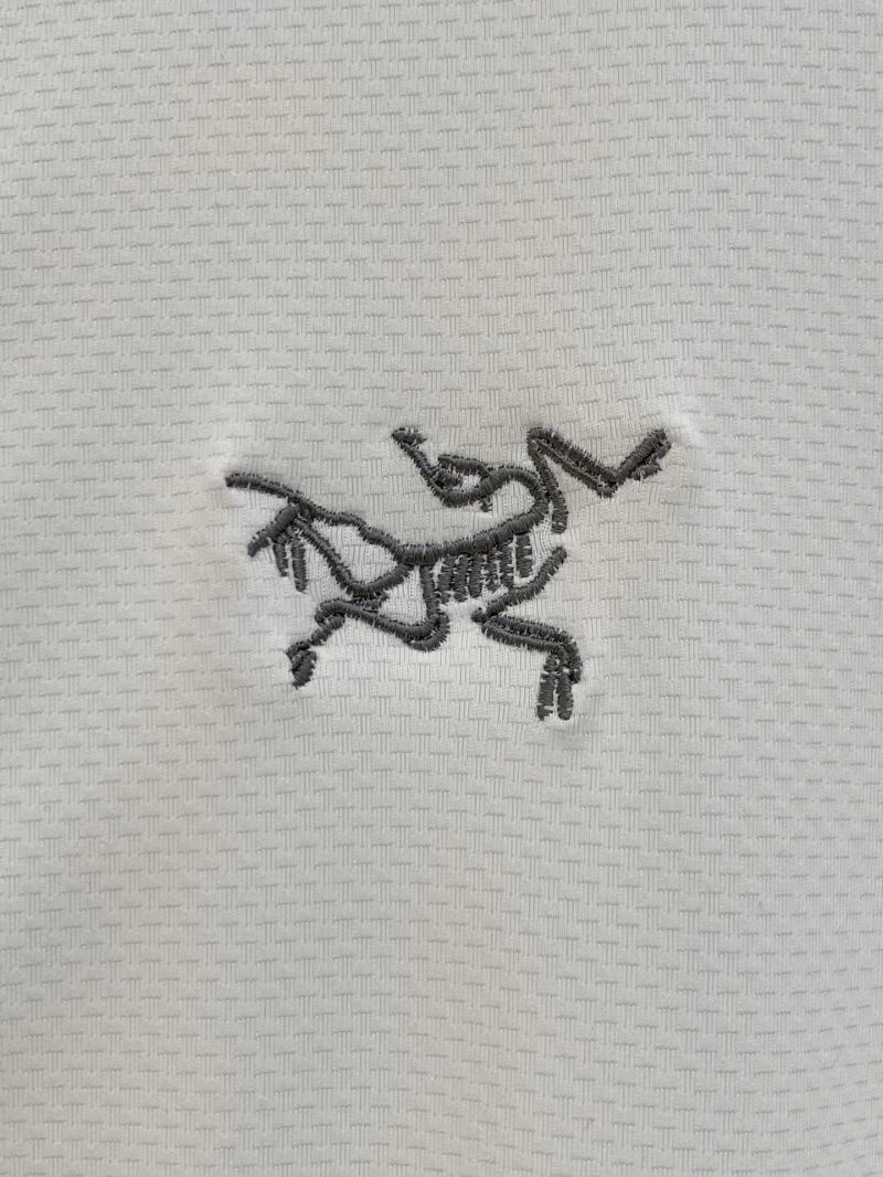 Resilient Arcteryx Sunscreen Jacket 162051