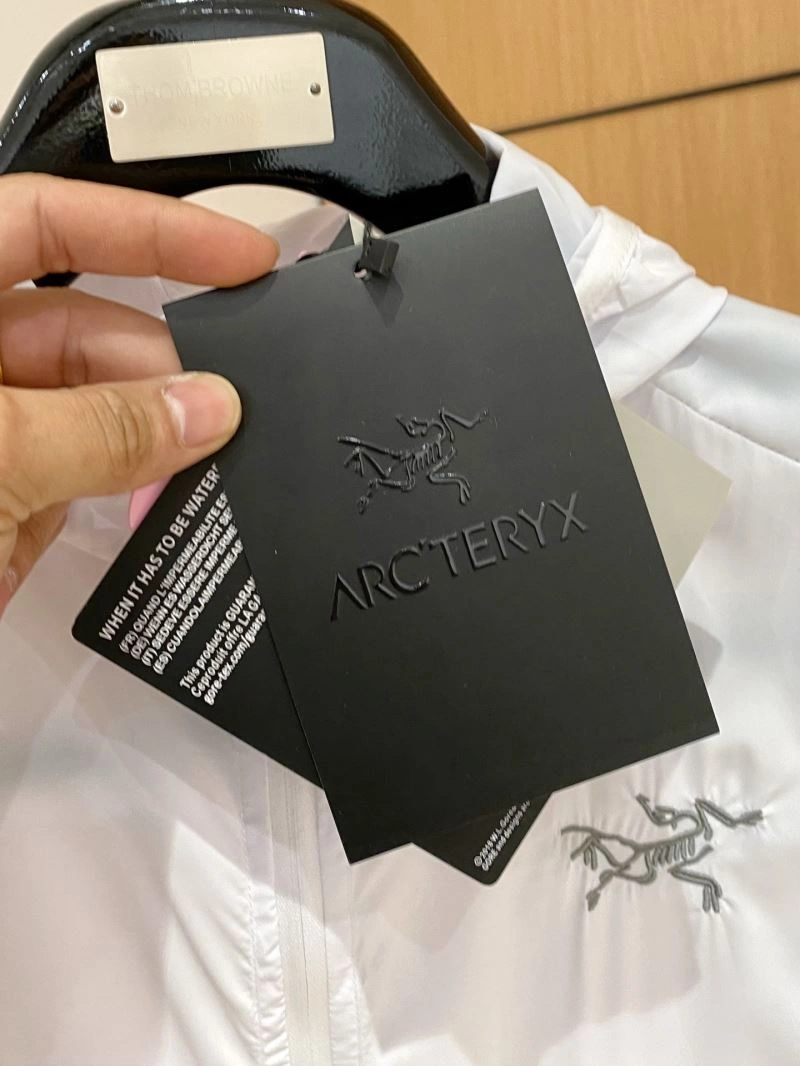 Comfortable Arcteryx Sunscreen Jacket 161098