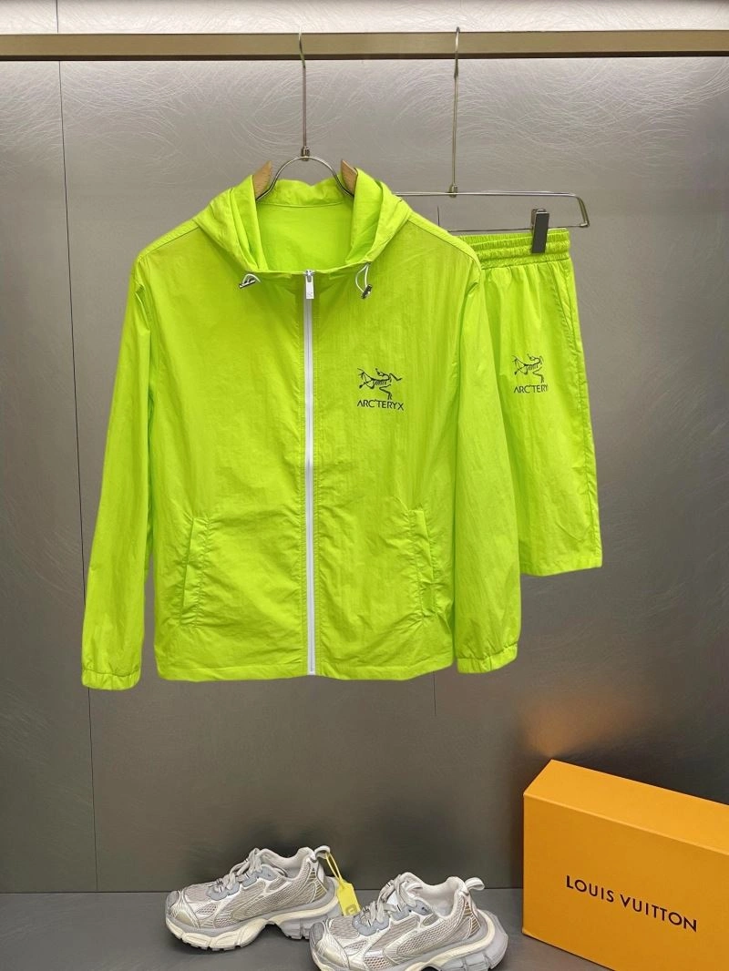 Neat Arcteryx Sunscreen Jacket 158743