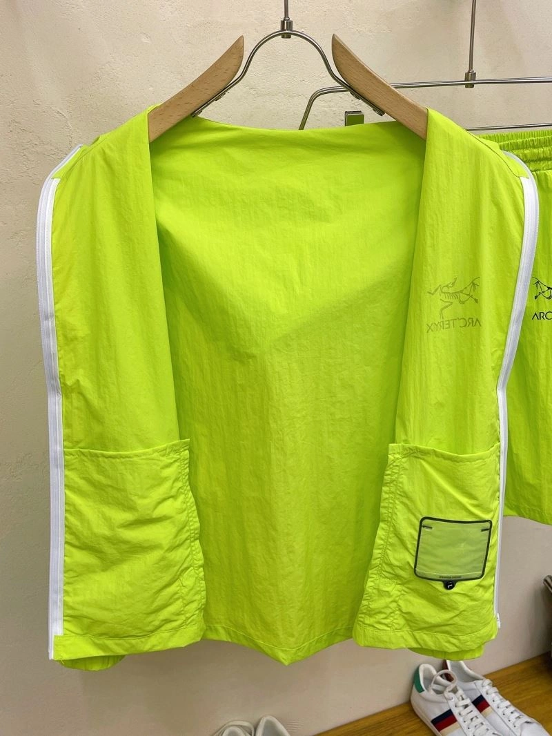 Neat Arcteryx Sunscreen Jacket 158743