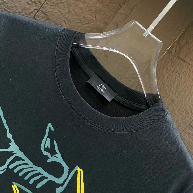 UrbanChic Arcteryx T-Shirts 163983