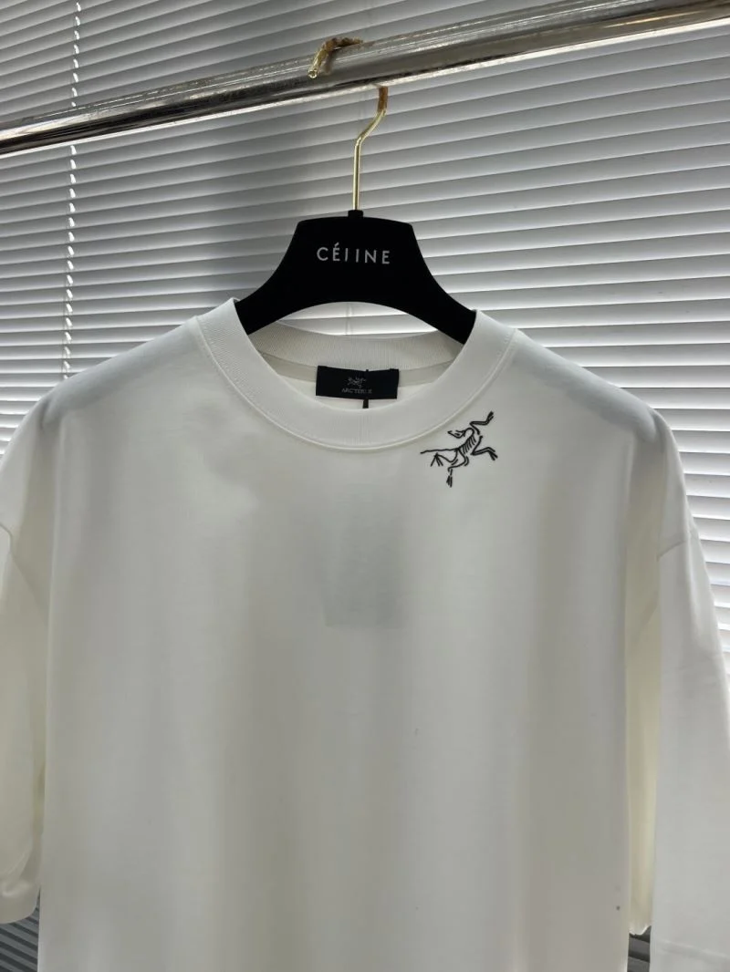 Arcteryx T-Shirts Trendsetting 163196