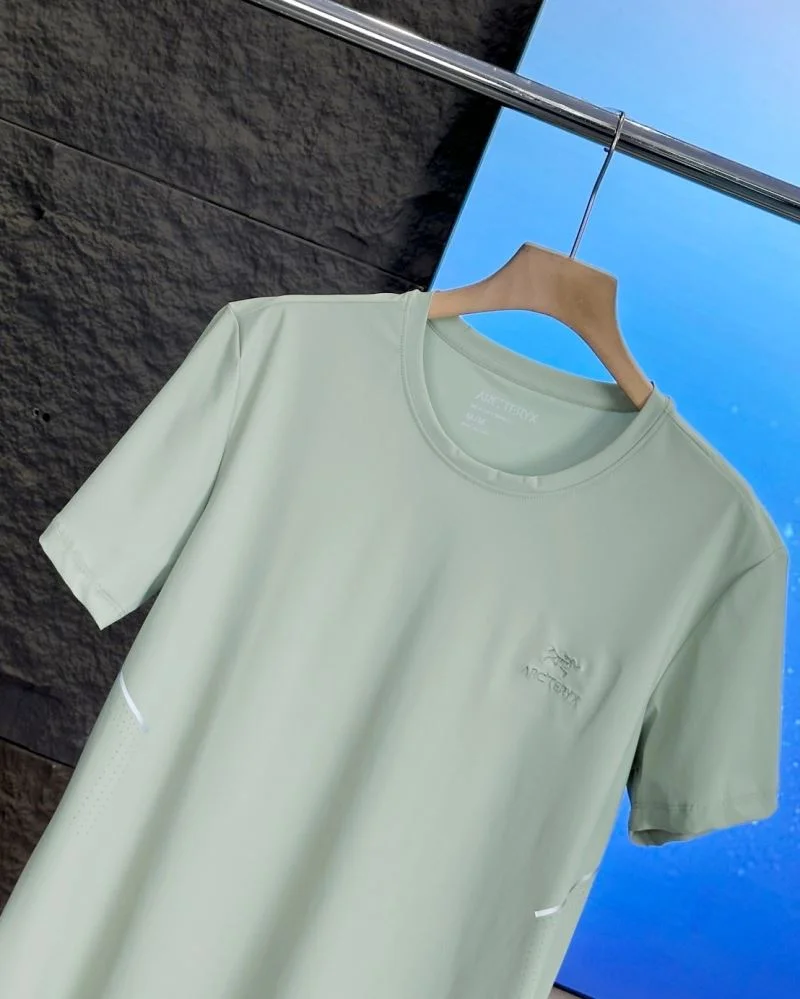 Tailored Arcteryx T-Shirts 163164
