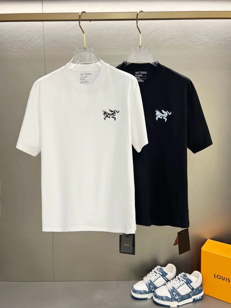 Arcteryx T-Shirts RelaxedFit 163154