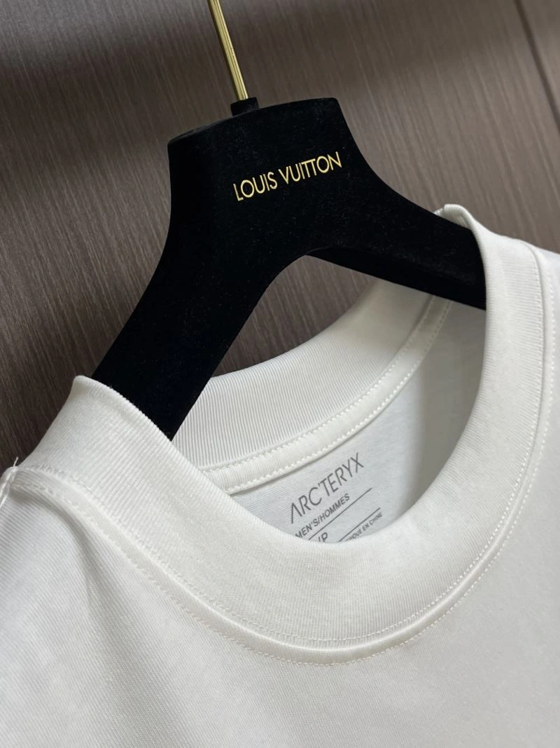 Arcteryx T-Shirts EasyCare 162026