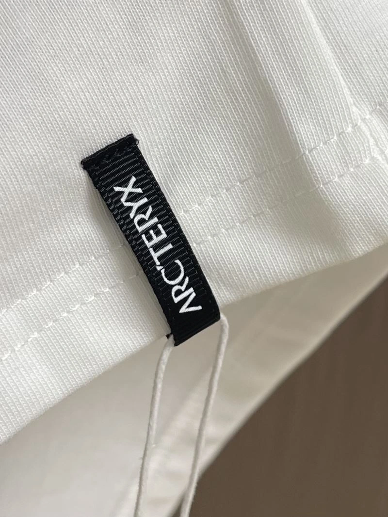 Arcteryx T-Shirts EasyCare 162026