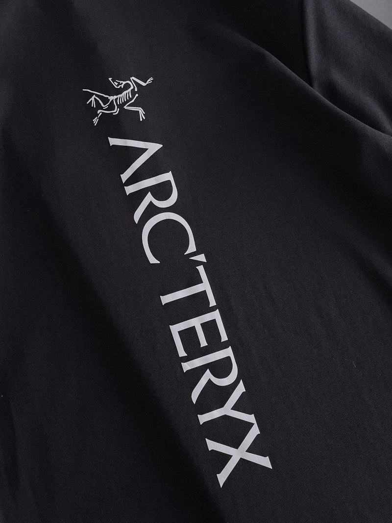 UrbanChic Arcteryx T-Shirts 162058
