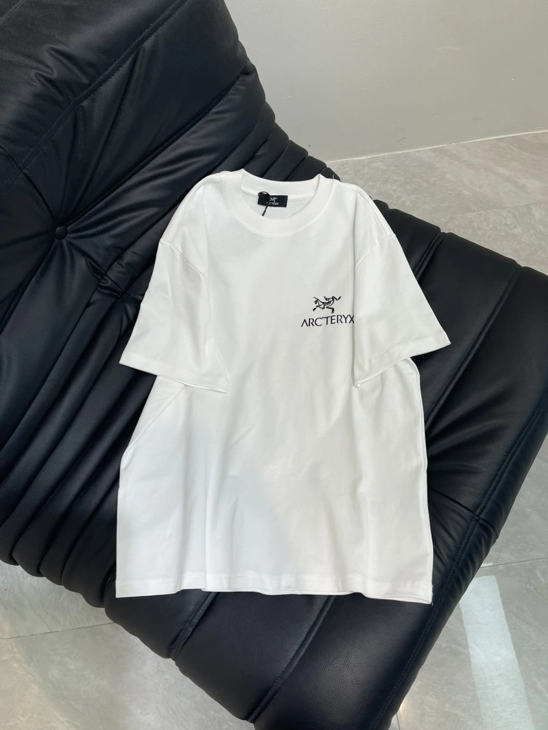 Arcteryx T-Shirts Versatile 149975