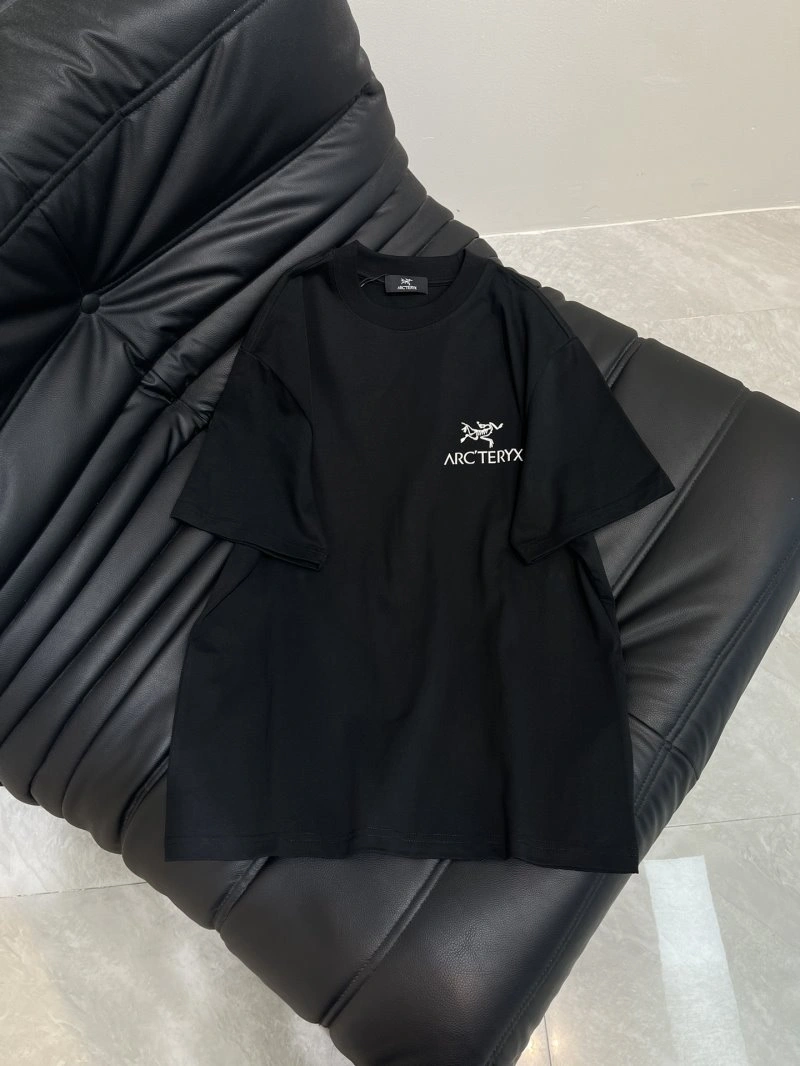 Arcteryx T-Shirts Versatile 149975
