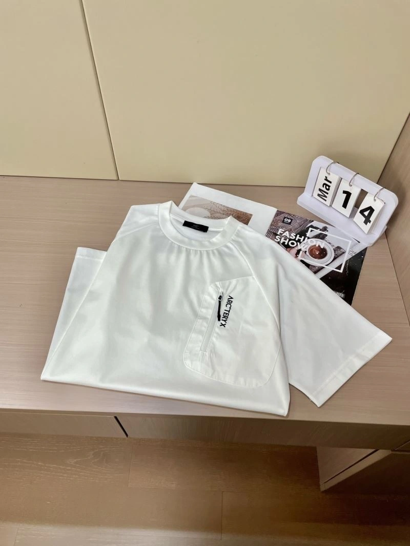 Arcteryx T-Shirts UrbanChic 161085