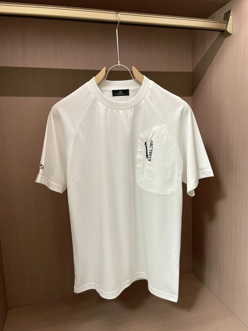 Arcteryx T-Shirts UrbanChic 161085