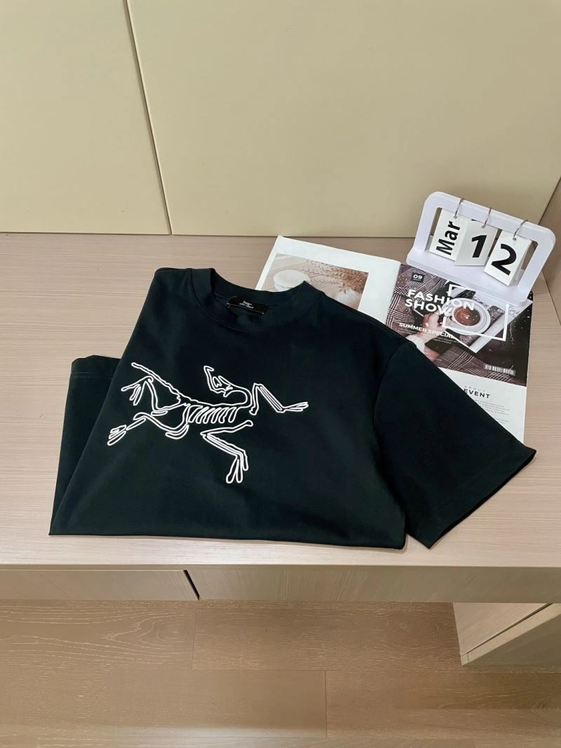 Compact Arcteryx T-Shirts 161087